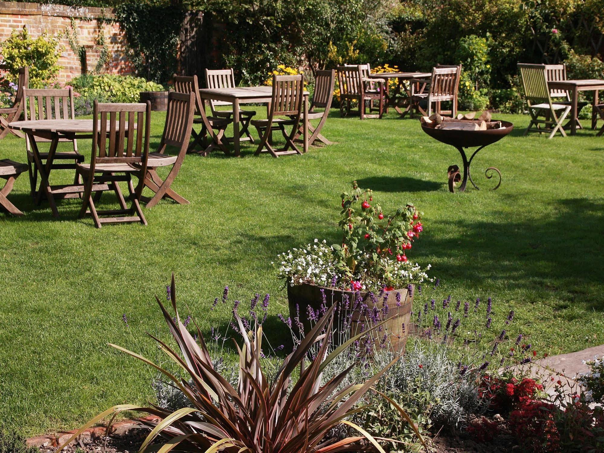 The Royal Oak, Yattendon Frilsham Dış mekan fotoğraf